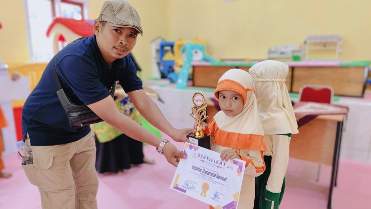 Santri TK Akhlak Cendekia Muslim Berprestasi di Festival Literasi Cendekia Muslim Lomba Menggambar Tingkat TK/RA Se-Kabupaten Sijunjung