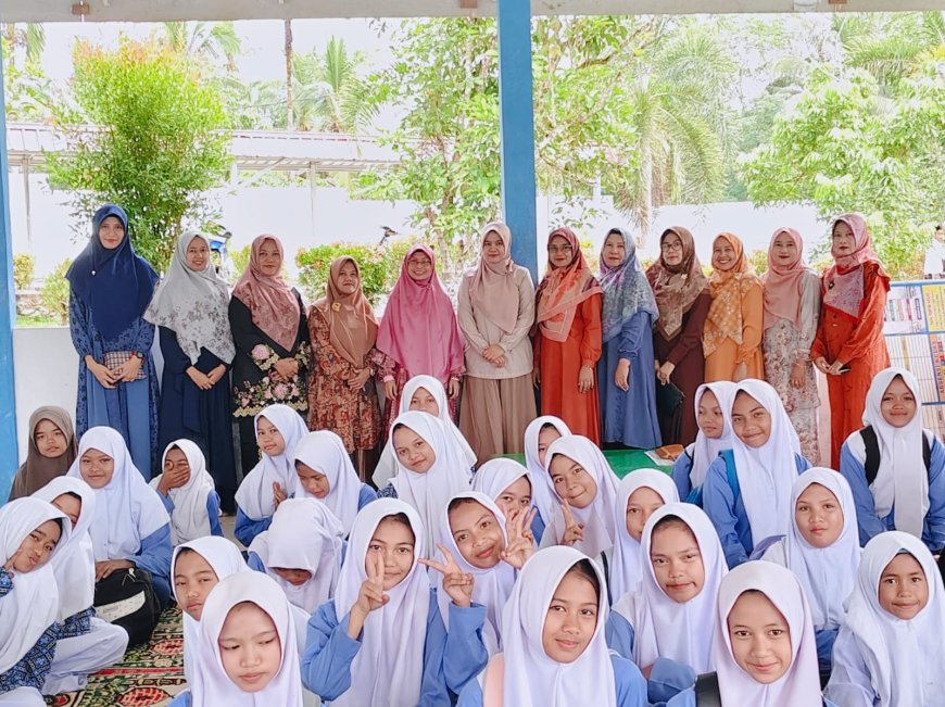 Membangun Karakter Muslimah melalui Forum Anisa