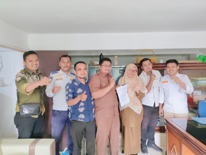 Pengurus Griya Maxima Permai Audiensi ke Dinas PerkimLH Sijunjung, Bahas Pengelolaan Sampah Perumahan