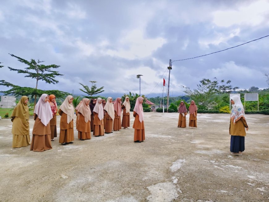 Apel Pagi Rutin Stakeholder Perguruan Islam Cendekia Muslim: Membangun Disiplin dan Kebersamaan