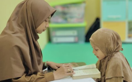 Menjaga Kalam Ilahi: Tadarus dan Murojaah Jadi Rutinitas Santri Akhlak Cendekia Muslim