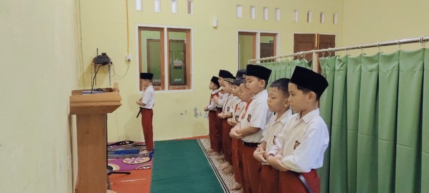 Spirit Baru di Hari Fitri: Santri Sekolah Akhlak Cendekia Muslim Sijunjung Kembali Memulai Aktivitas Belajar Pasca-Lebaran 1447 H