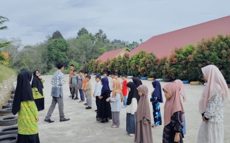 Menempa Mentalitas Pemimpin: Tradisi Kepanduan Wajib Sabtu Pagi Santri Sekolah Akhlak Cendekia Muslim Sijunjung