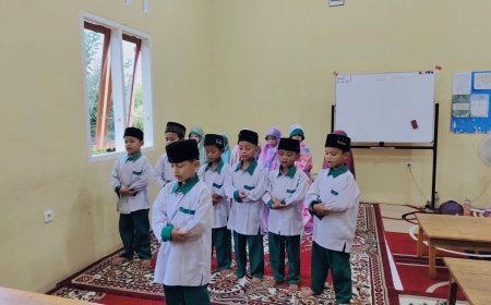 Jumat Berkah: Menumbuhkan Iman, Ilmu, dan Akhlak Santri di Sekolah Akhlak Cendekia Muslim