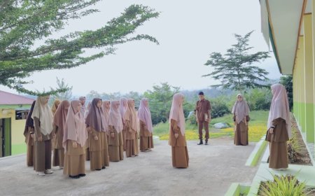 Semangat Hari Senin, Semangat Menuntut Ilmu: Awal Pekan Penuh Motivasi di Yayasan Pendidikan Cendekia Muslim