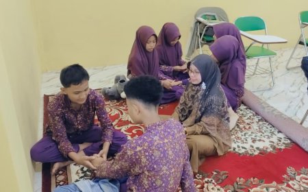 Belajar Melalui Praktik, Santri Kelas VIII SMP Akhlak Cendekia Muslim Mendalami Thibbun Nabawi sebagai Gaya Hidup Islami