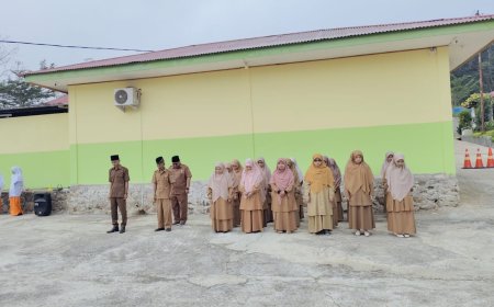 Sinergi Lintas Sektor: Kehadiran Bapak Jorong Pale dan Pesan Strategis Ustadzah Diva Warnai Upacara Bendera Akbar Yayasan Pendidikan Cendekia Muslim
