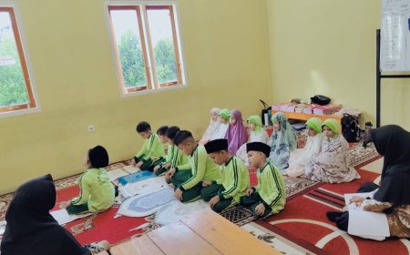 Menanamkan Adab dan Ilmu: Geliat Pembiasaan Sunnah dan Penguatan Literasi Santri SD Akhlak Cendekia Muslim Sijunjung