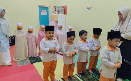 Semarak Jumat di Sekolah Akhlak Cendekia Muslim, Santri Biasakan Diri Memperbanyak Amal Kebaikan